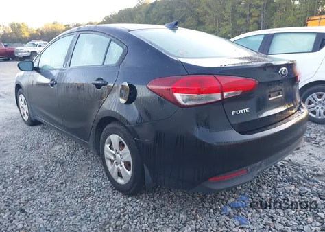 2018 Kia Forte Lx/S из США, поврежденный, VIN 3KPFL4A70JE209848